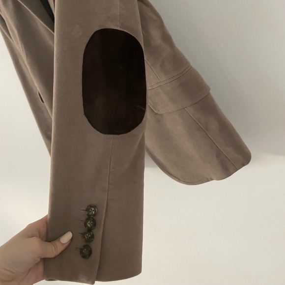 Banana Republic Jacket size 4. Purchased off of thred up, pretty good condition - Picture 3 of 4